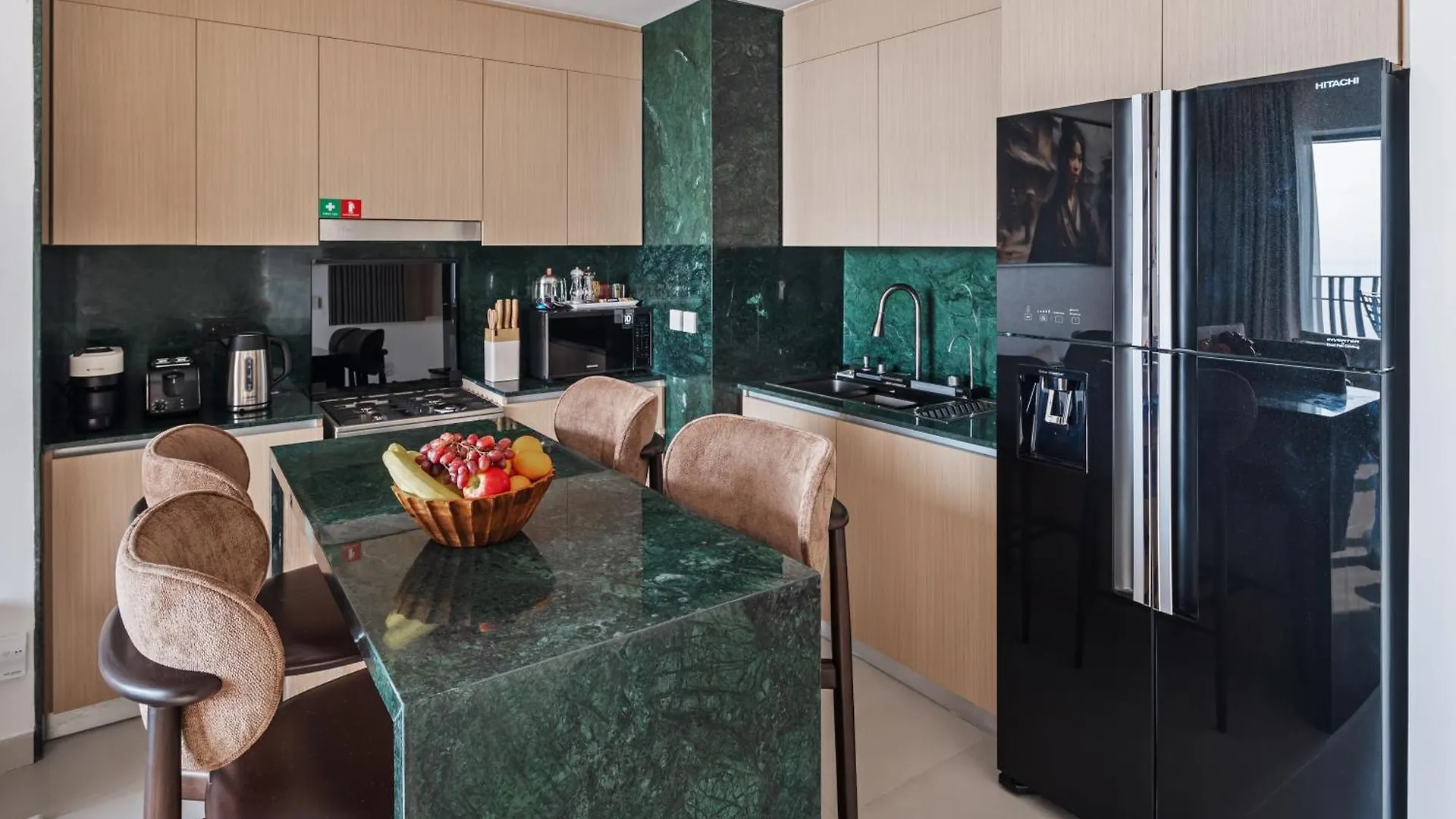 Breathtaking Dubai Skyline View Apartment - By Dustay
