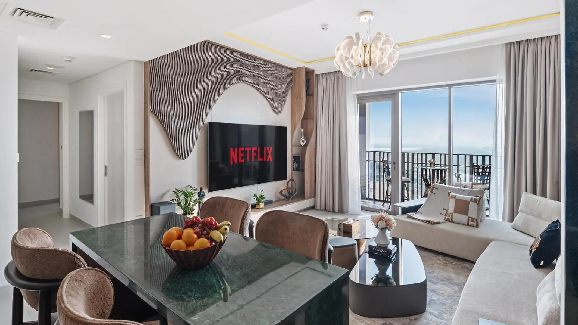 Breathtaking Dubai Skyline View Apartment - By Dustay