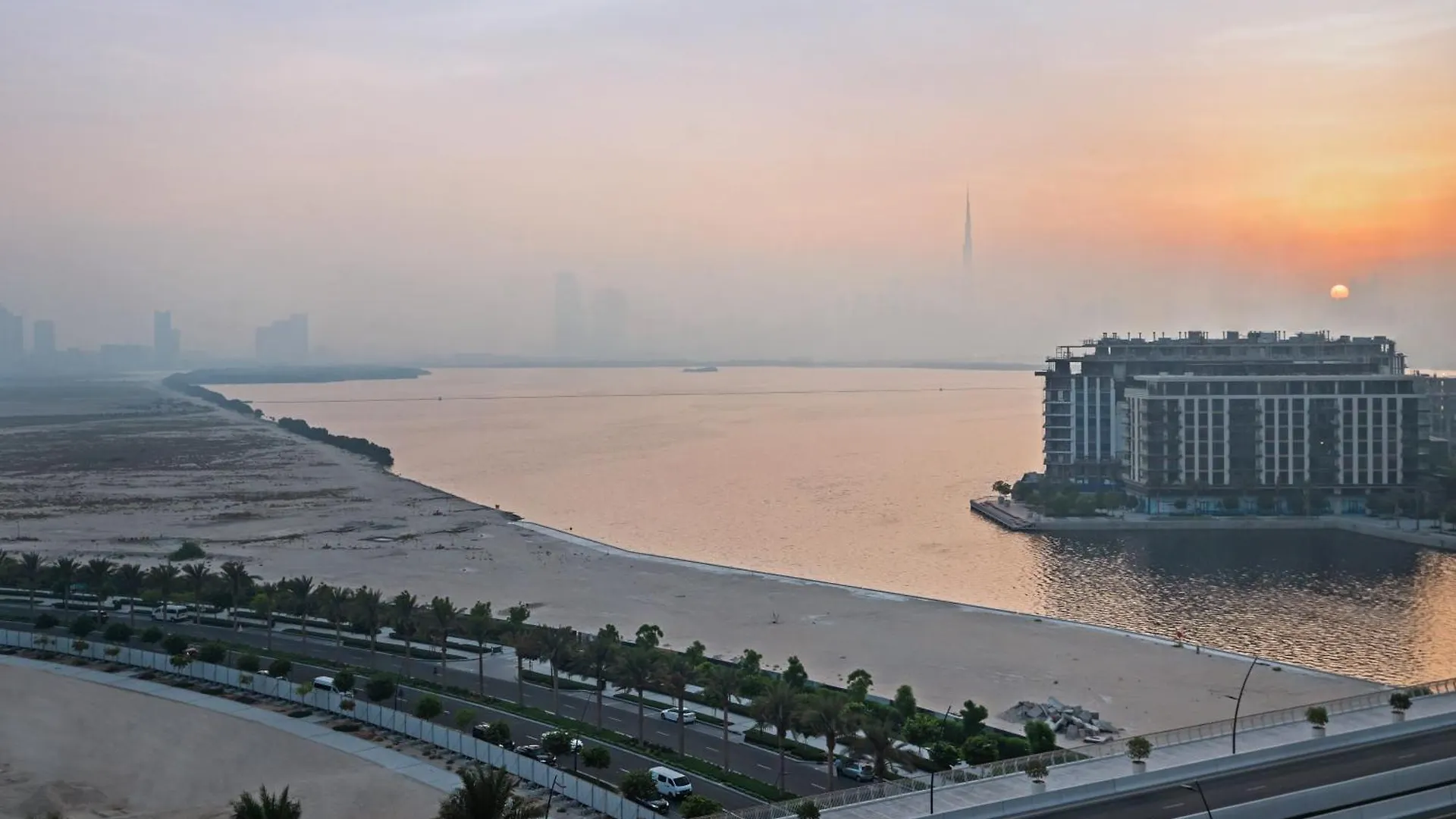 Breathtaking Dubai Skyline View Apartment - By Dustay